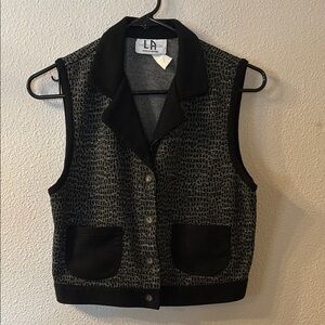 Los Angeles Gal button down sweater vest